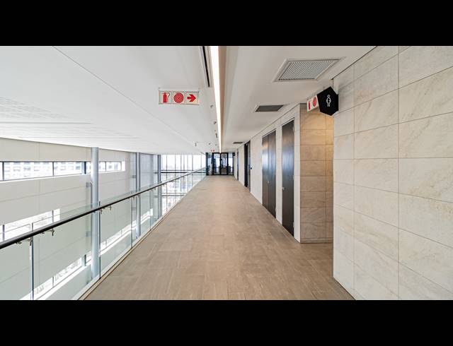 1,638M² OFFICE TO LET IN ROSEBANK